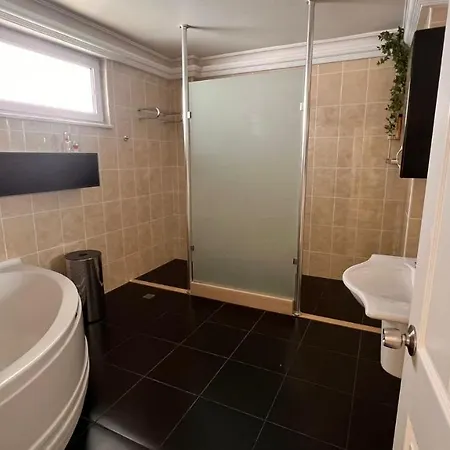 Goldcity Luxury 3+1 With Pool Free Aquapark Вілла