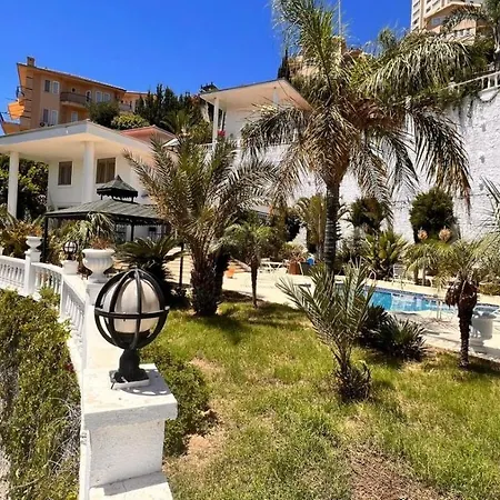 Вілла Goldcity Luxury 3+1 With Pool Free Aquapark Аланія